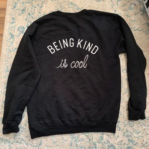 Wholesome culture crew neck size Small